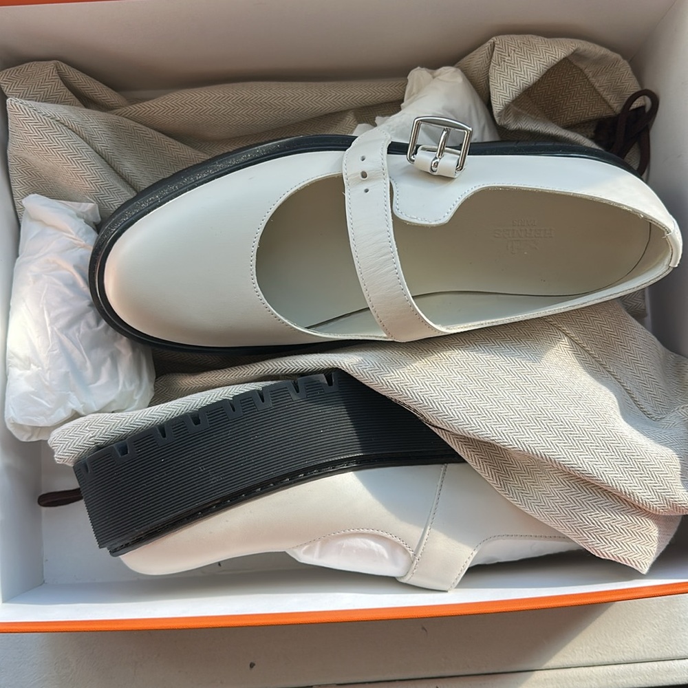 NEW in Box - Hermes MaryJanes